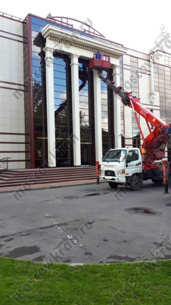 28_teleskop_hyundai_moscowkran_ru_103 28 метров телескопическая автовышка Хендай